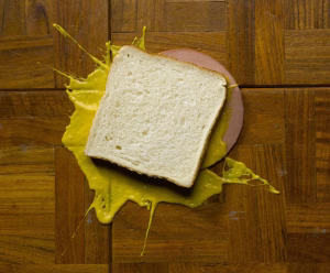 Man who threw sandwich at federal agent in D.C. found not guilty