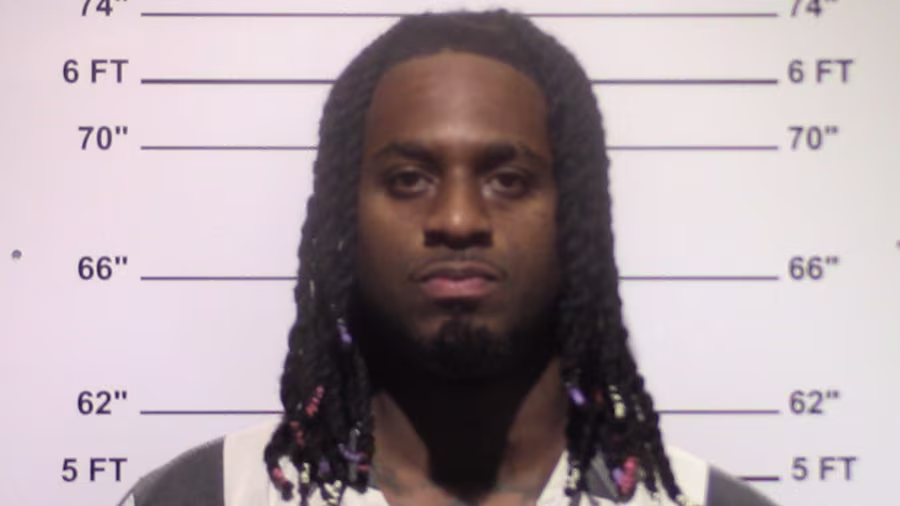 FedEx driver accused of selling drugs out of delivery truck